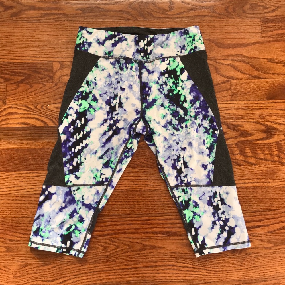 Calvin Klein Blue‎ Print Capris